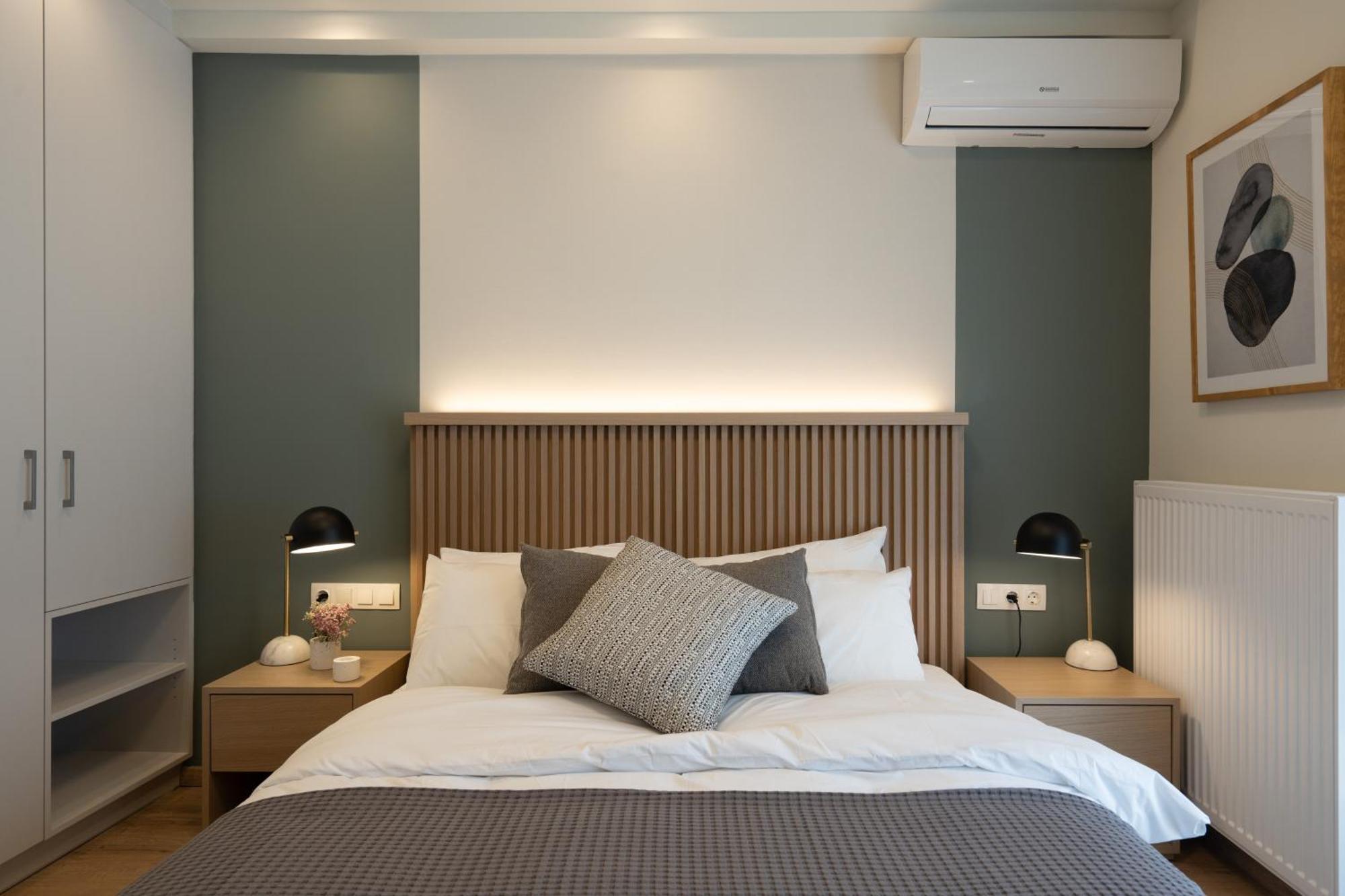 Newly Renovated 2 Bedroom Apartment, 5Min To Metro أثينا المظهر الخارجي الصورة