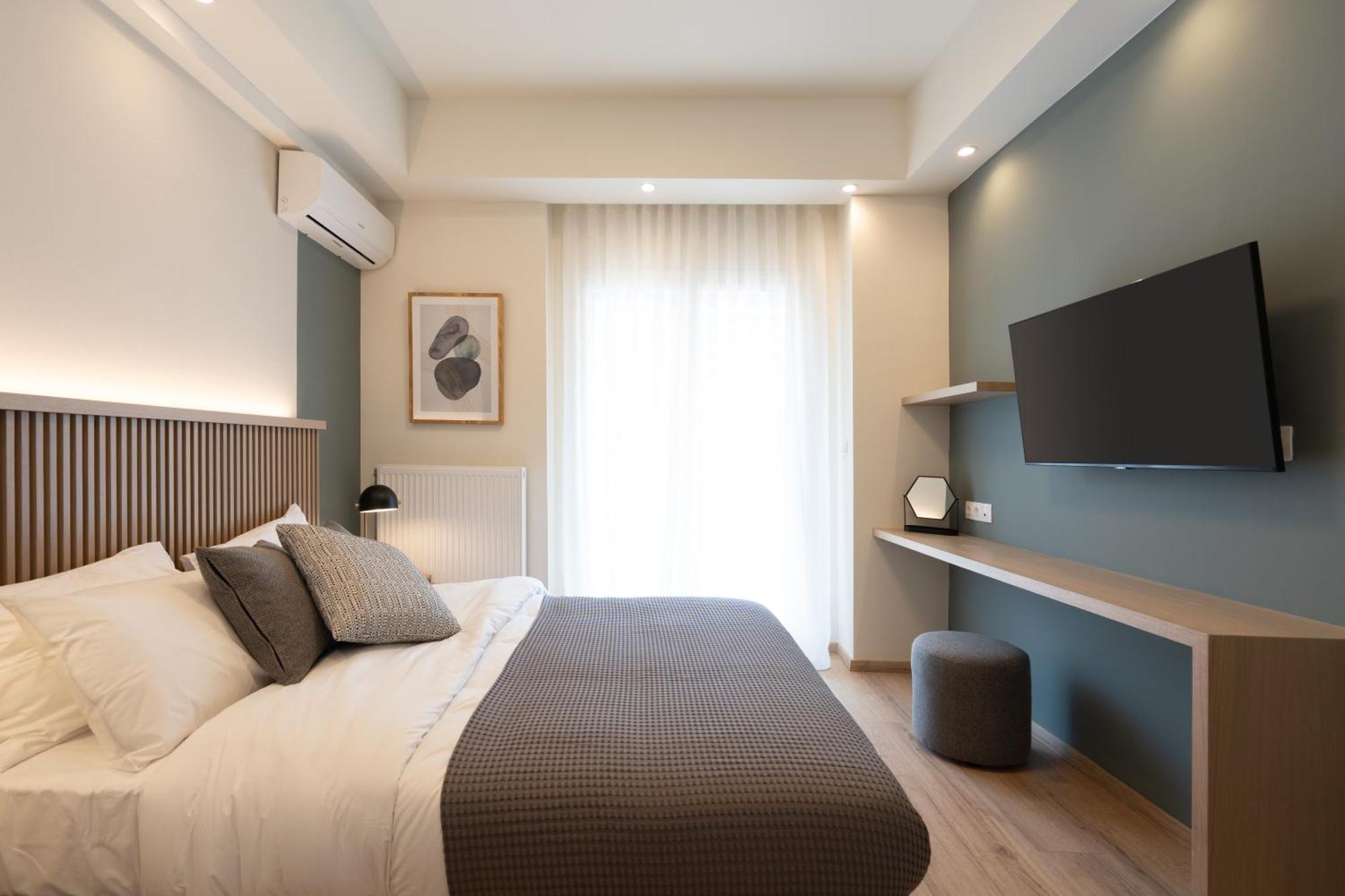 Newly Renovated 2 Bedroom Apartment, 5Min To Metro أثينا المظهر الخارجي الصورة